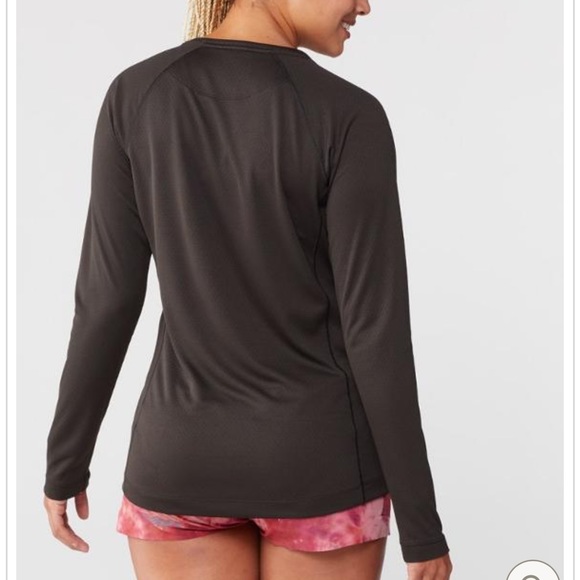 (XL) Patagonia Silkweight Capilene Layer Long Sleeve Shirt Black Extra Large - Picture 2 of 11